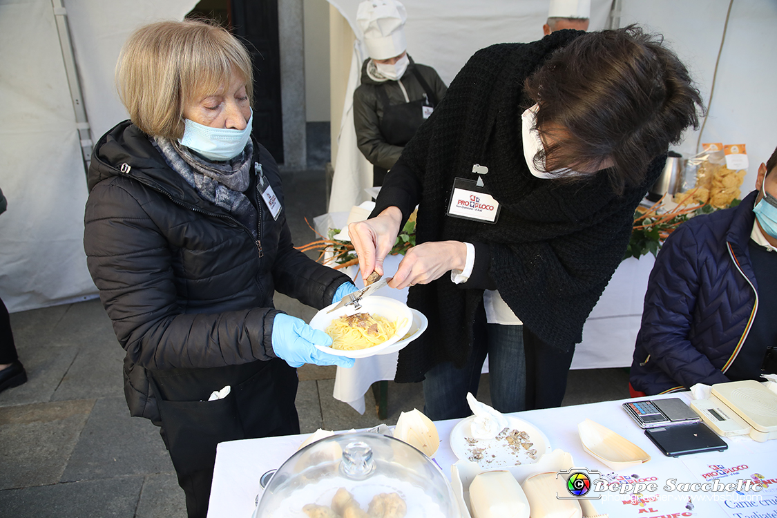 VBS_6249 - 10.ma Fiera Nazionale del Tartufo e Fiera dei Santi.jpg